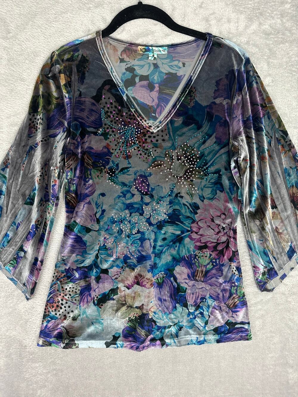 Y2K Simply Suzie Small Bell Sleeve Velvet Burnout Floral Rhinestone Top Fairy